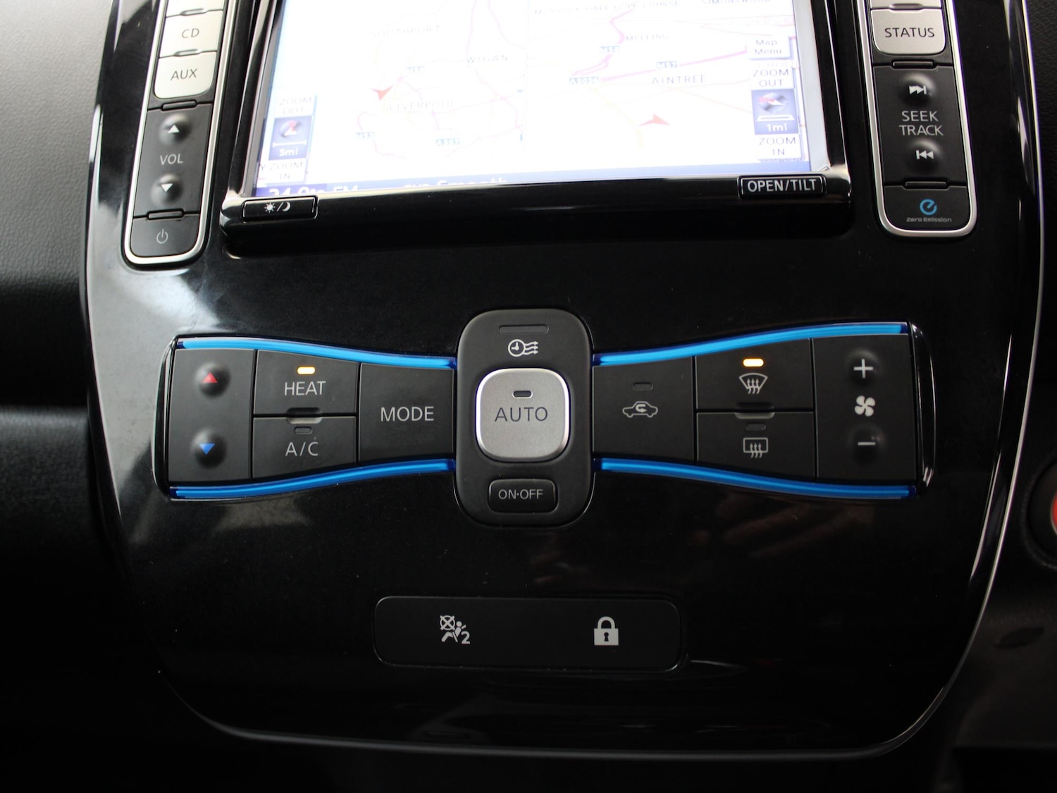 Used Nissan Leaf 2014 for sale - 77240121: Photo 17