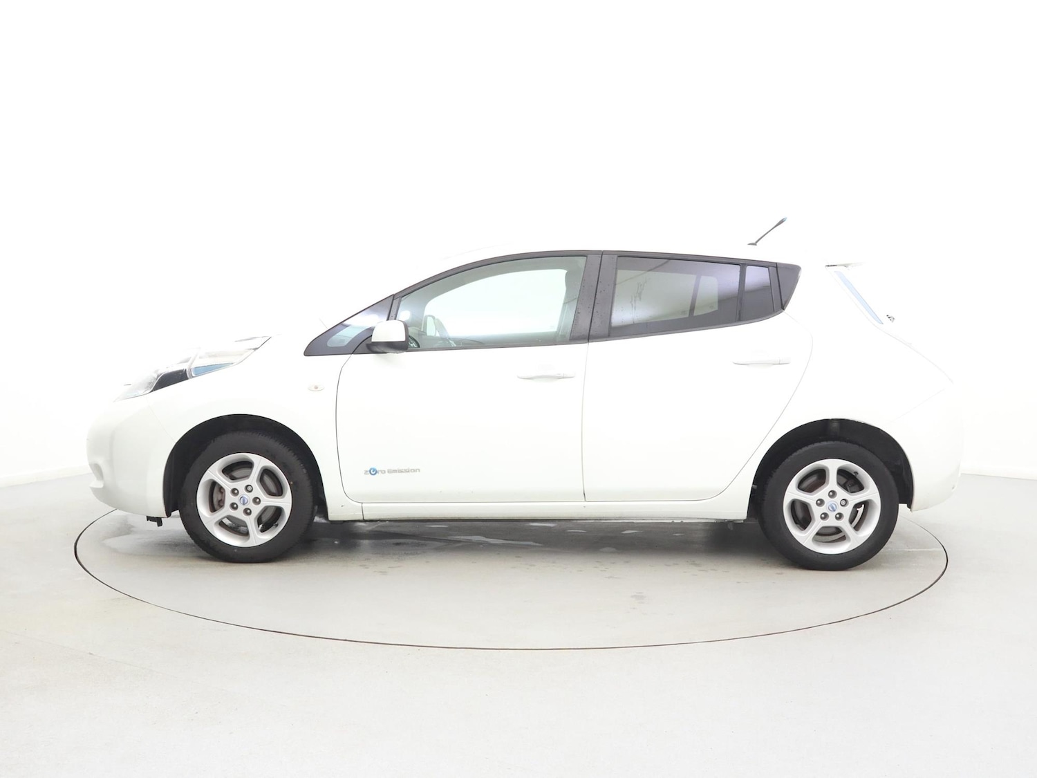 Used Nissan Leaf 2014 for sale - 77240121: Photo 4