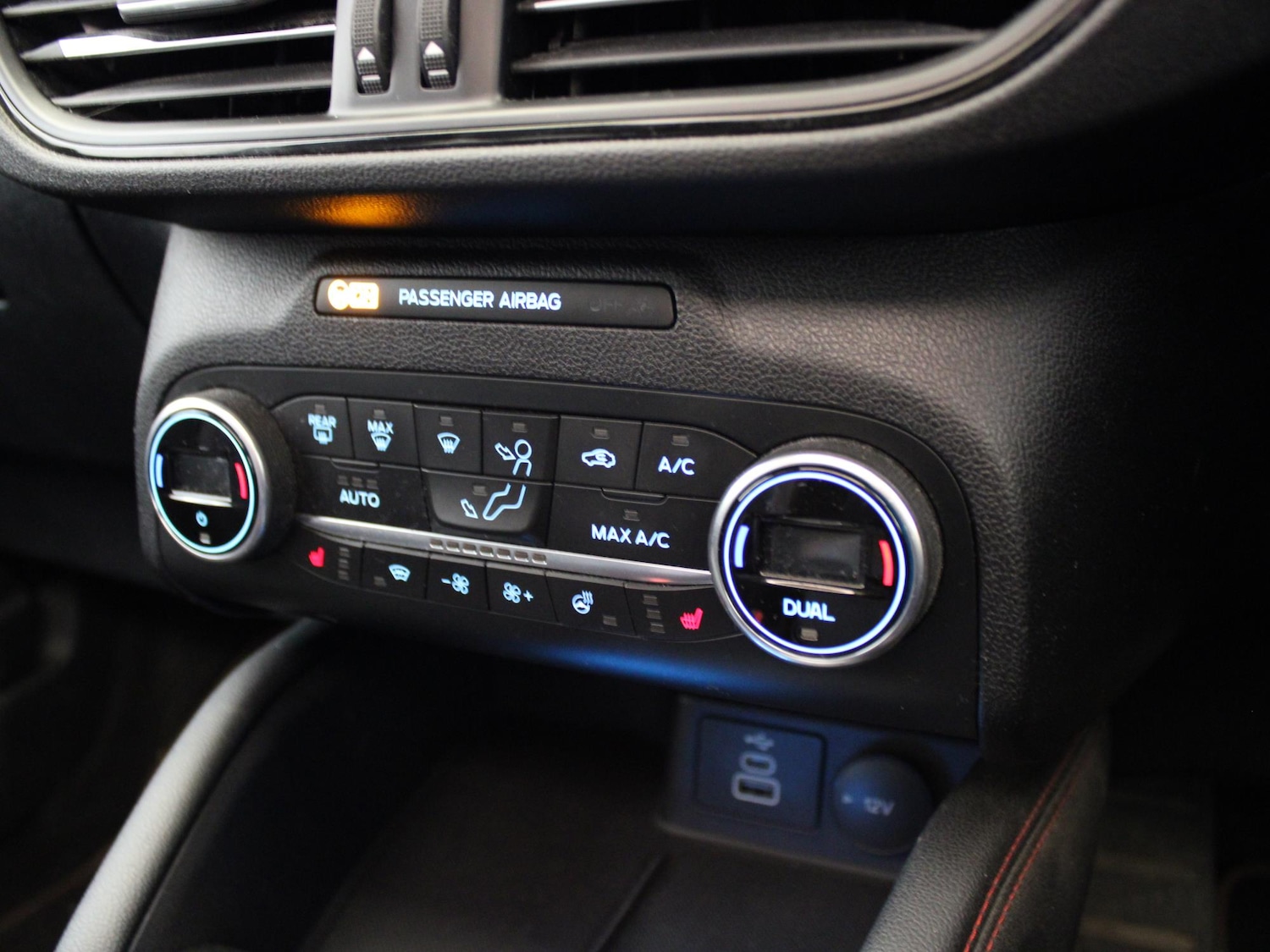 Used Ford Kuga 2022 for sale - 76732439: Photo 27