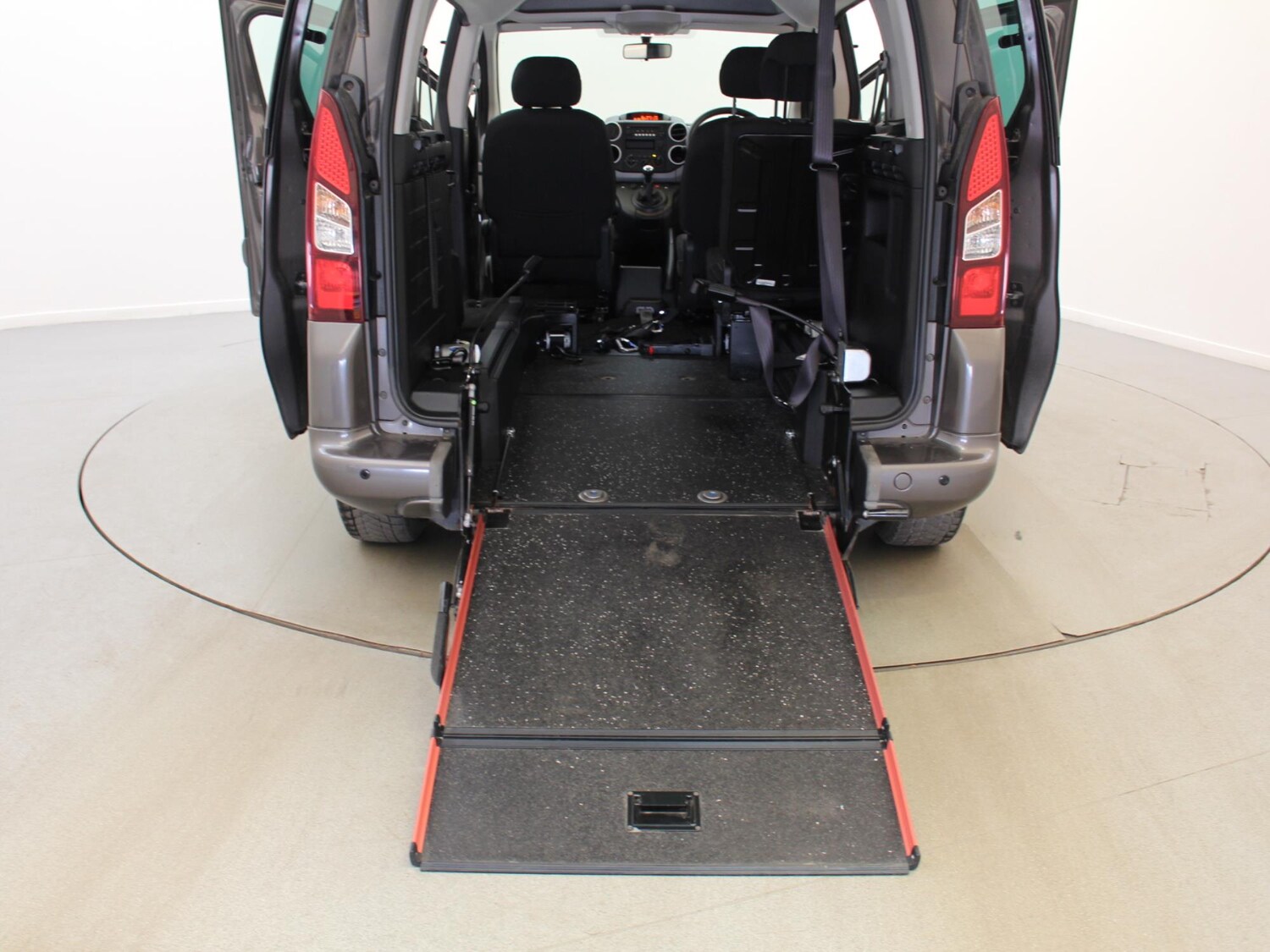 Vehicle 28