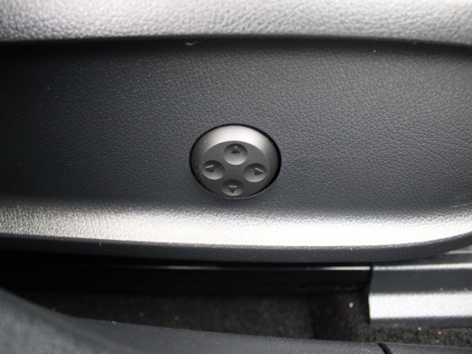 Used Mercedes-Benz A-Class 2018 for sale - 77415208: Photo 10