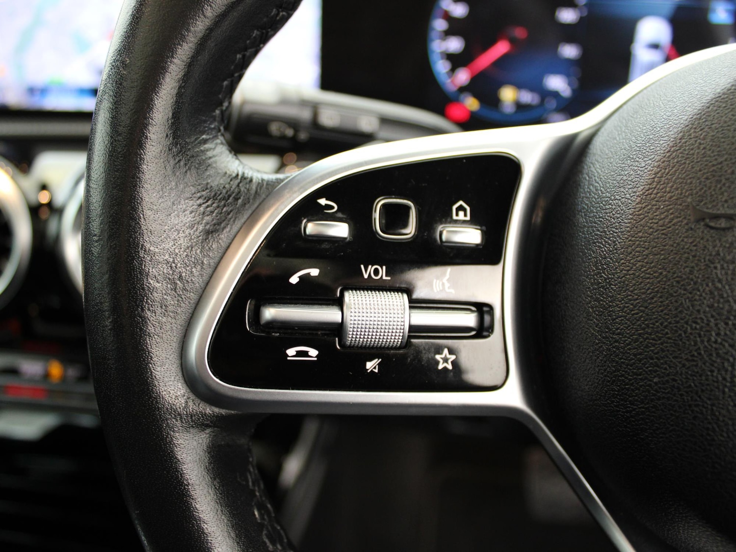 Used Mercedes-Benz A-Class 2018 for sale - 77415208: Photo 36