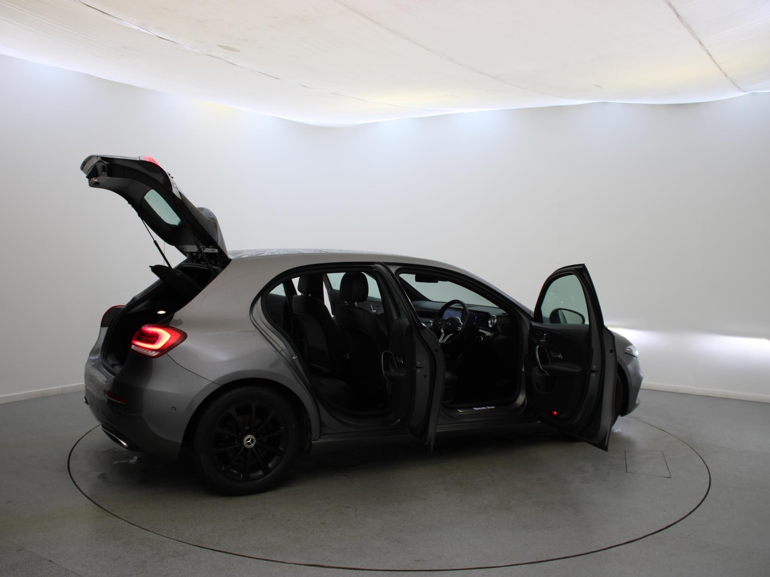 Used Mercedes-Benz A-Class 2018 for sale - 77415208: Photo 45