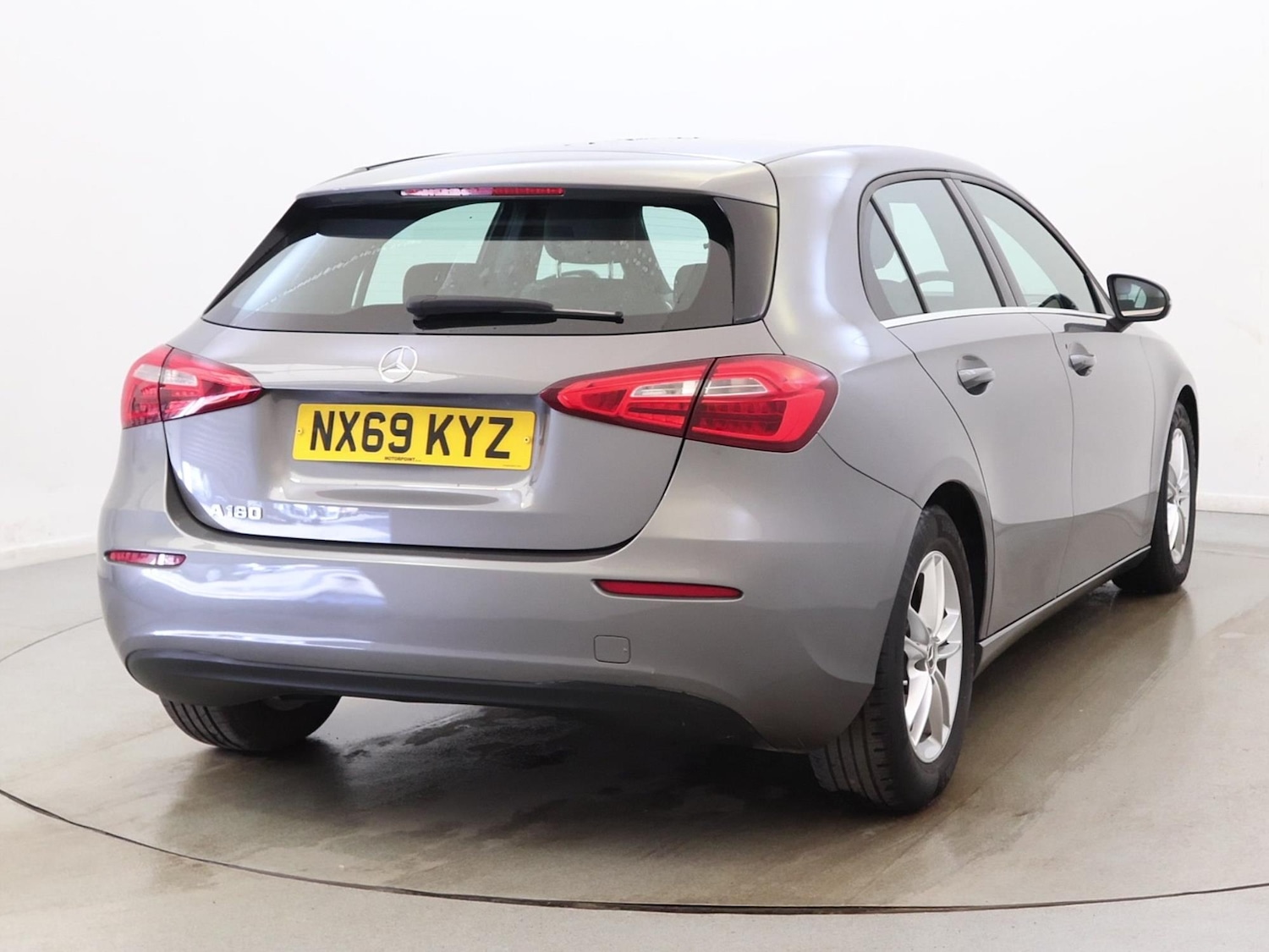 Used Mercedes-Benz A-Class 2019 for sale - 77472837: Photo 5