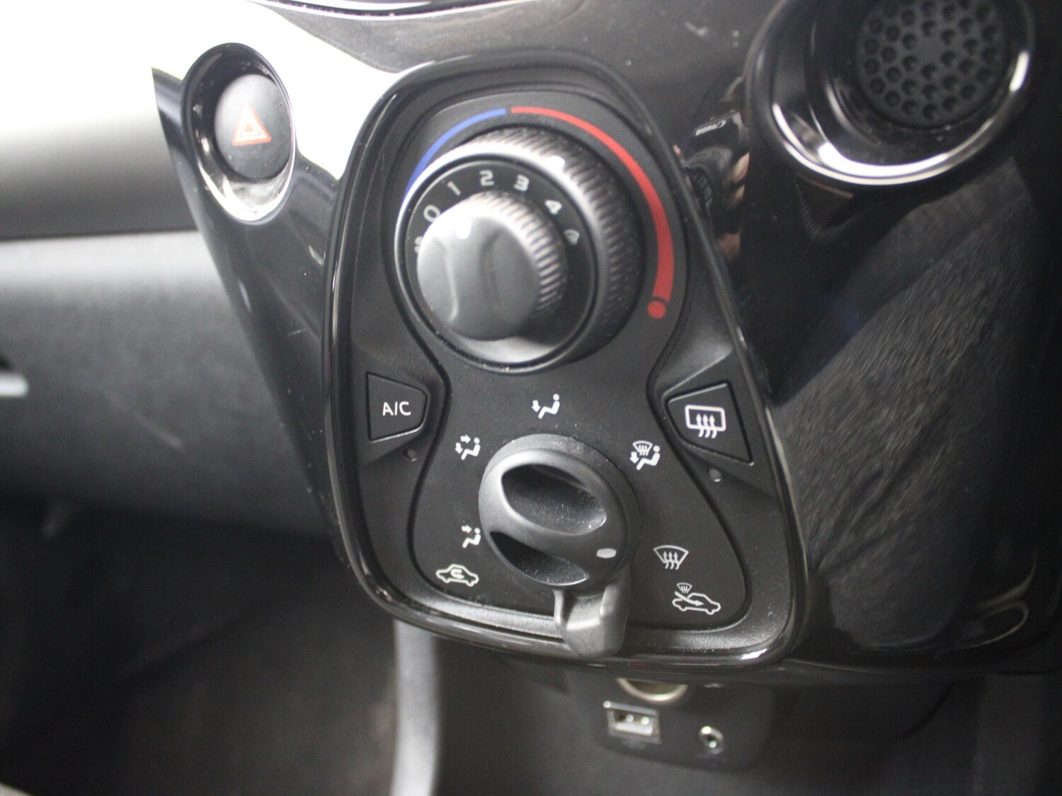 Used Citroen C1 2015 for sale - 77443884: Photo 22