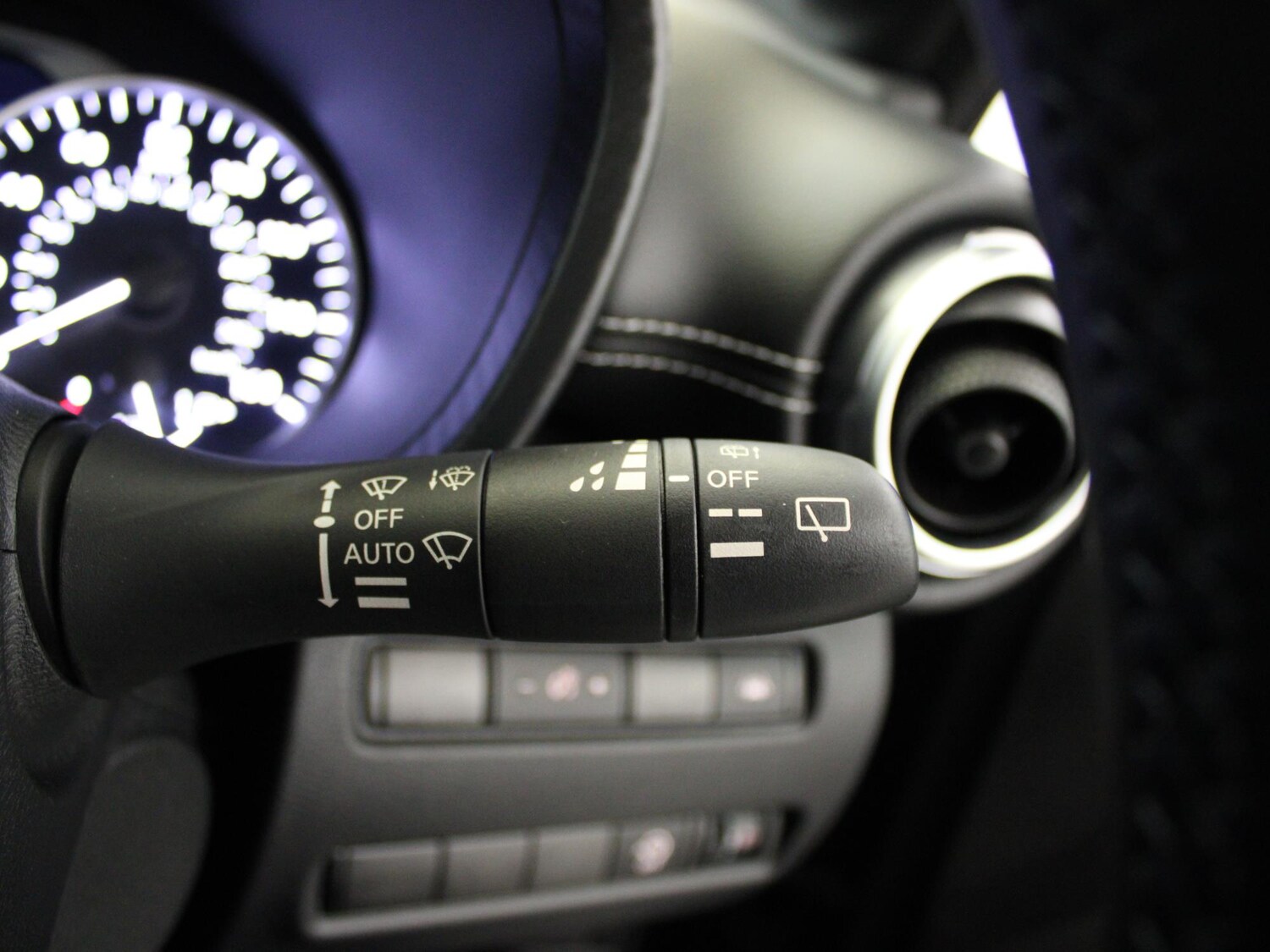 Used Nissan Juke 2022 for sale - 76300258: Photo 35