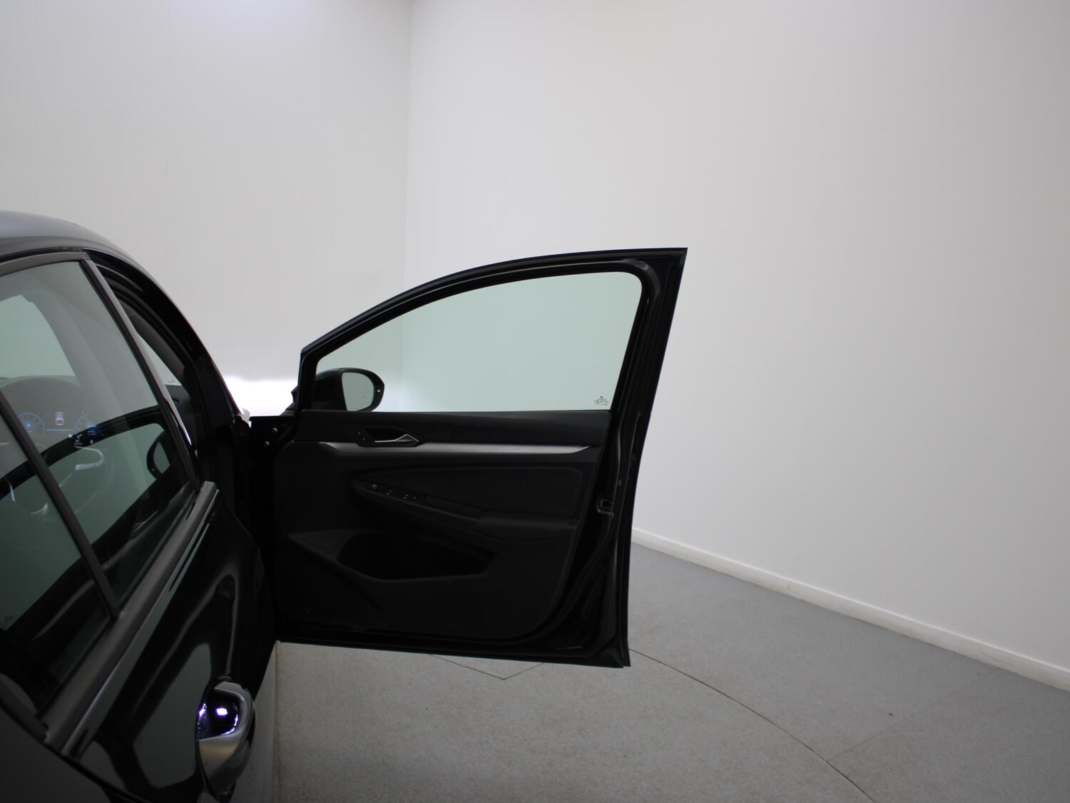 Used Volkswagen Golf 2022 for sale - 76755418: Photo 40