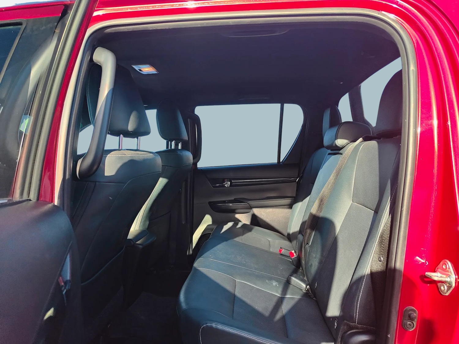 Used Toyota Hilux 2019 for sale - 78052899: Photo 9