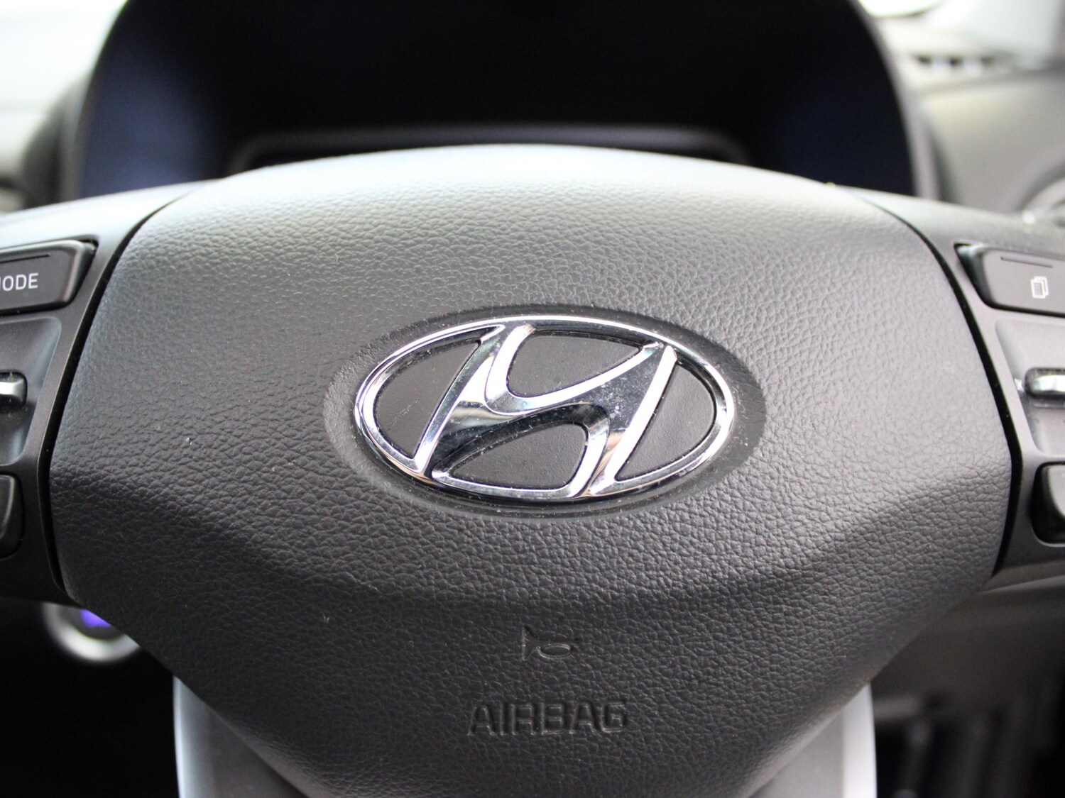 Used Hyundai KONA 2022 for sale - 76157998: Photo 35