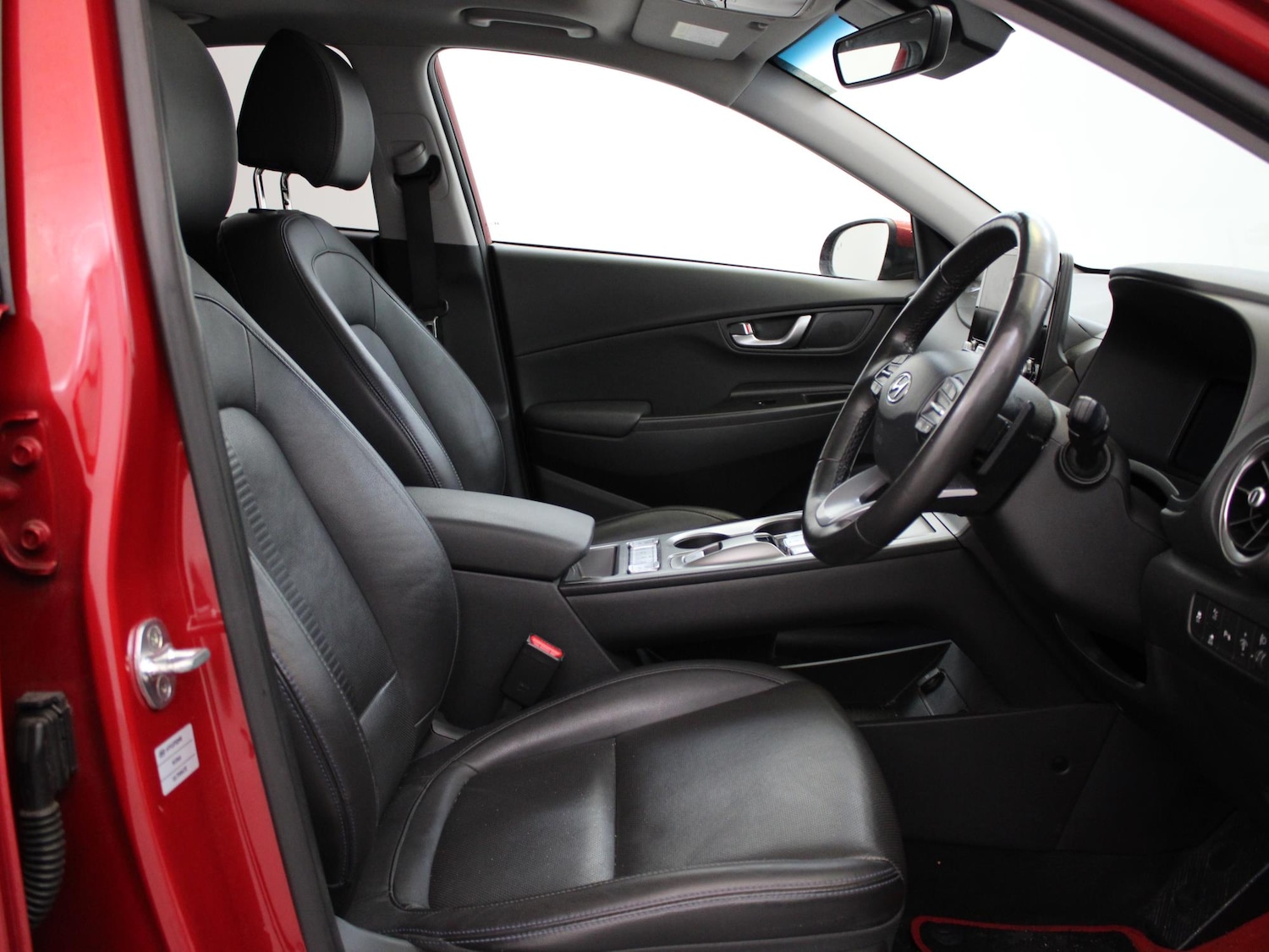 Used Hyundai KONA 2022 for sale - 76157998: Photo 9