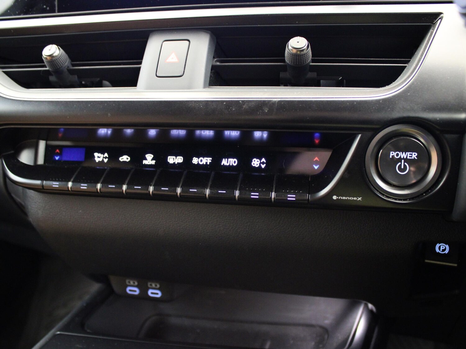 Used Lexus UX 2023 for sale - 75674105: Photo 25