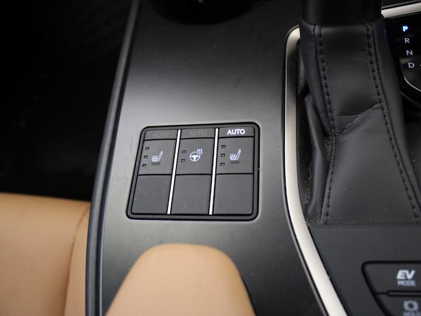 Used Lexus UX 2023 for sale - 75674105: Photo 26