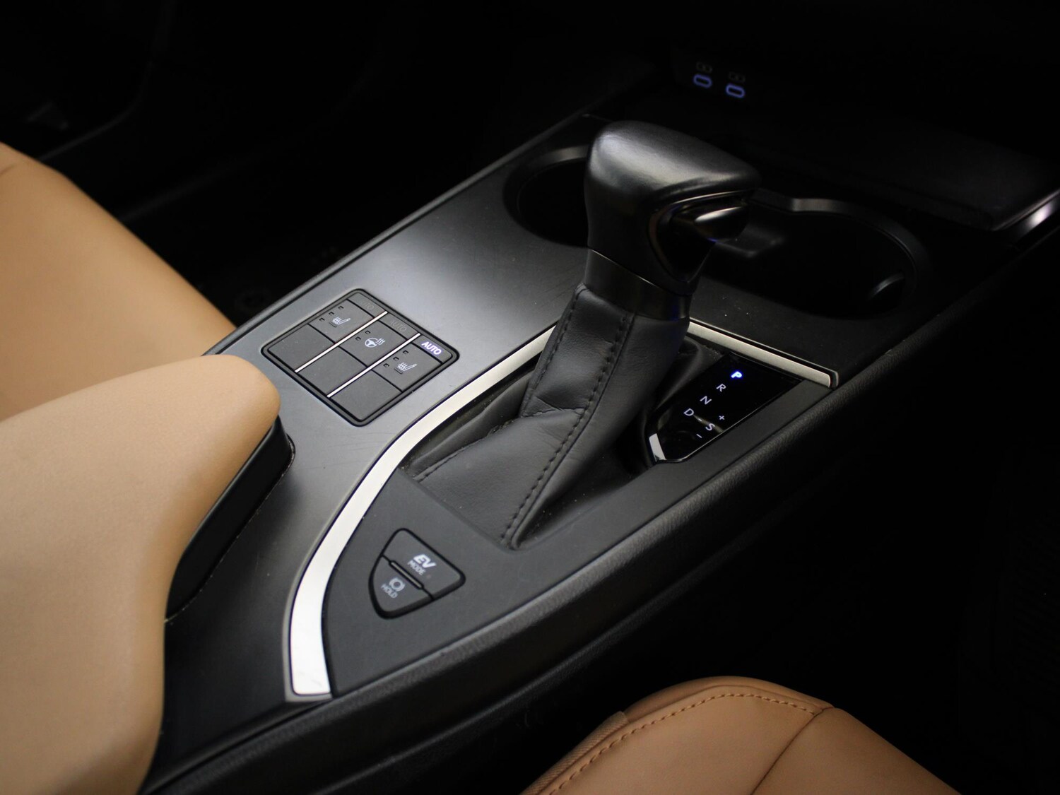 Used Lexus UX 2023 for sale - 75674105: Photo 27