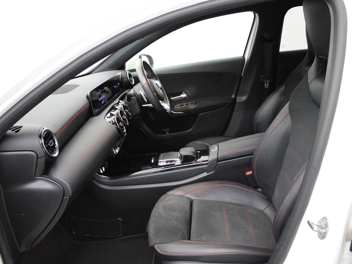 Used Mercedes-Benz A-Class 2019 for sale - 77943851: Photo 9