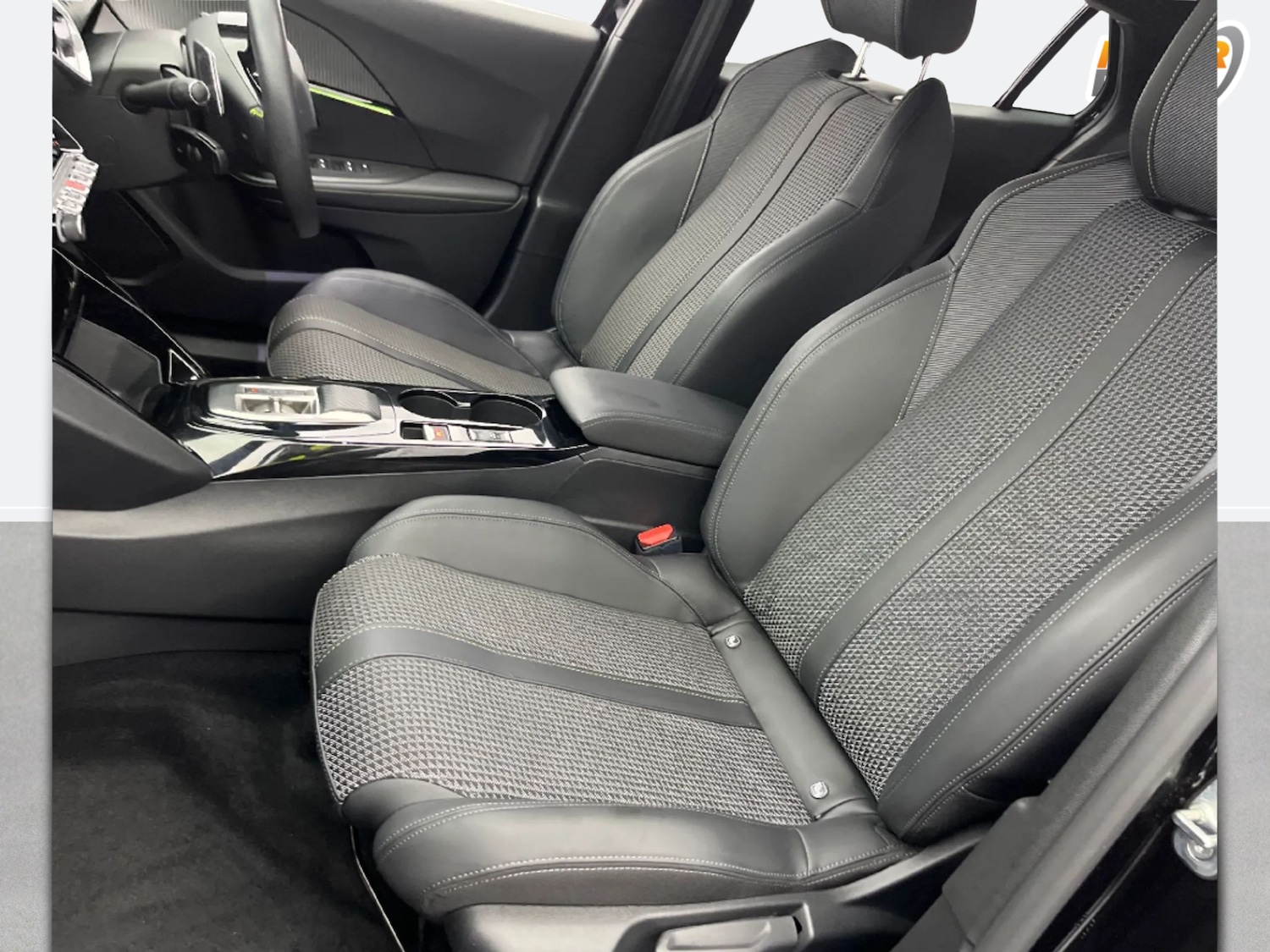 Used Peugeot 2008 2023 for sale - 78107640: Photo 5