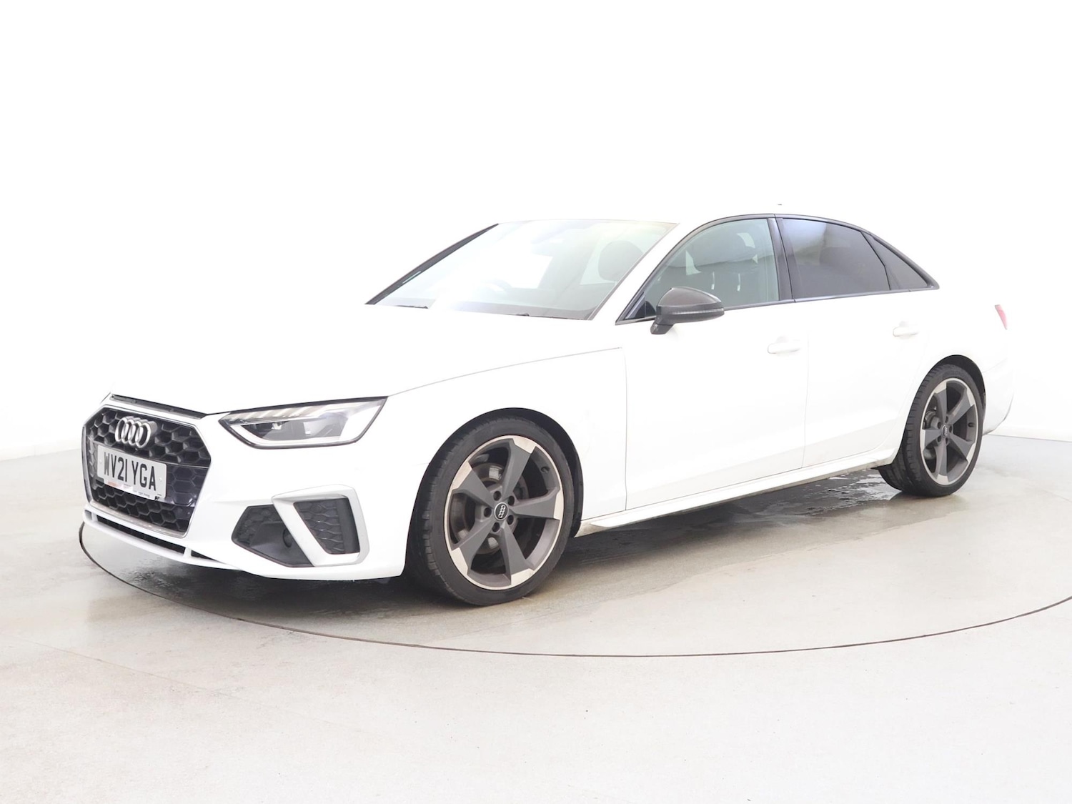 Used Audi A4 2021 for sale - 77500745: Photo 3