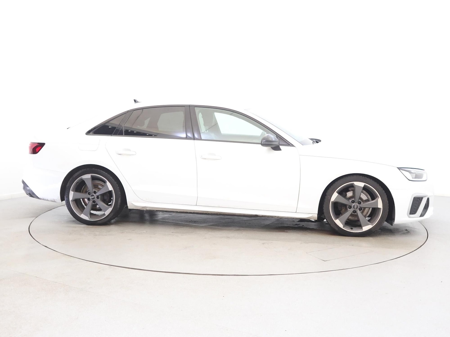 Used Audi A4 2021 for sale - 77500745: Photo 8