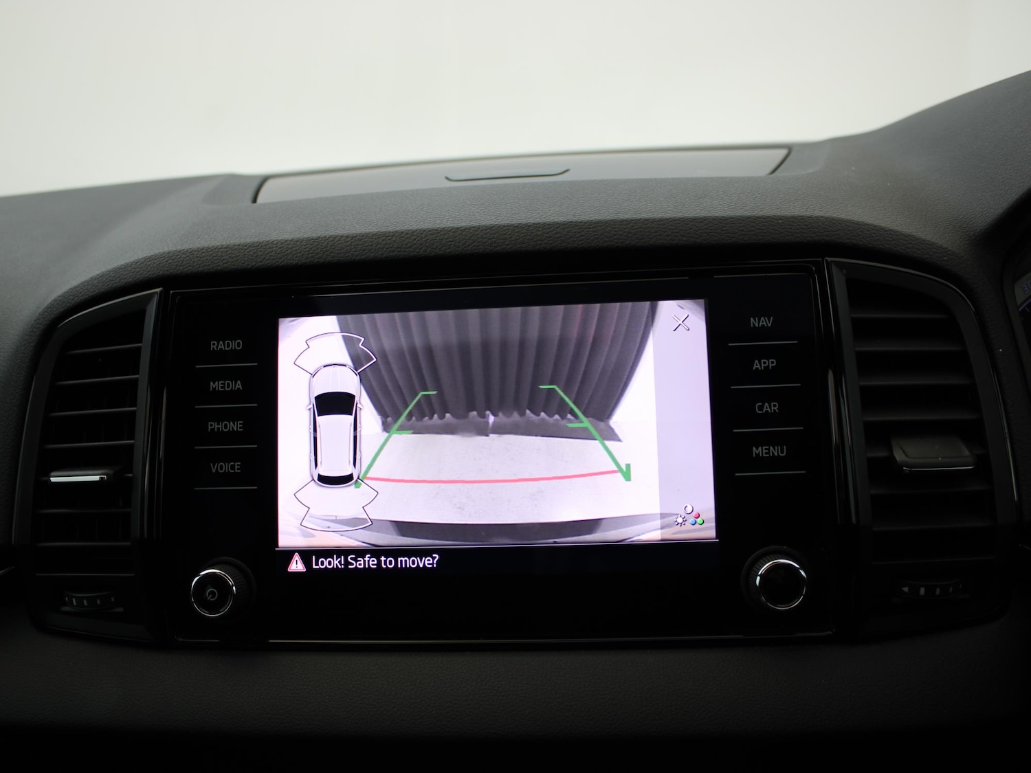 Used Skoda Karoq 2020 for sale - 77240077: Photo 20