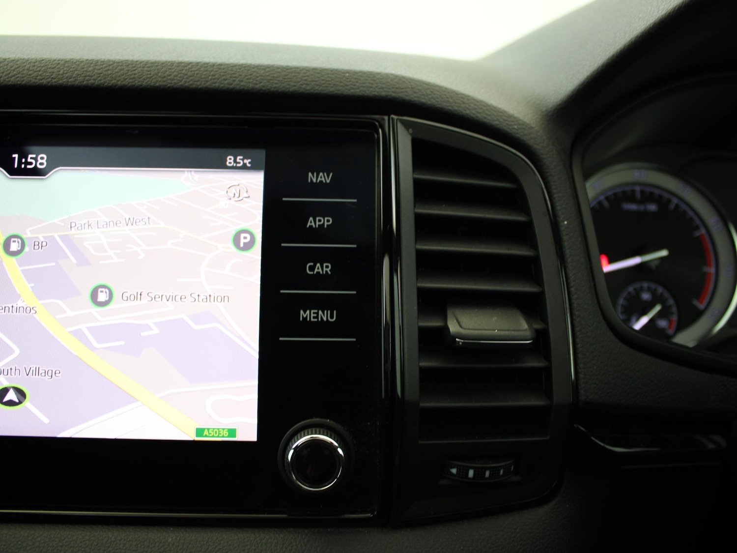 Used Skoda Karoq 2020 for sale - 77240077: Photo 30