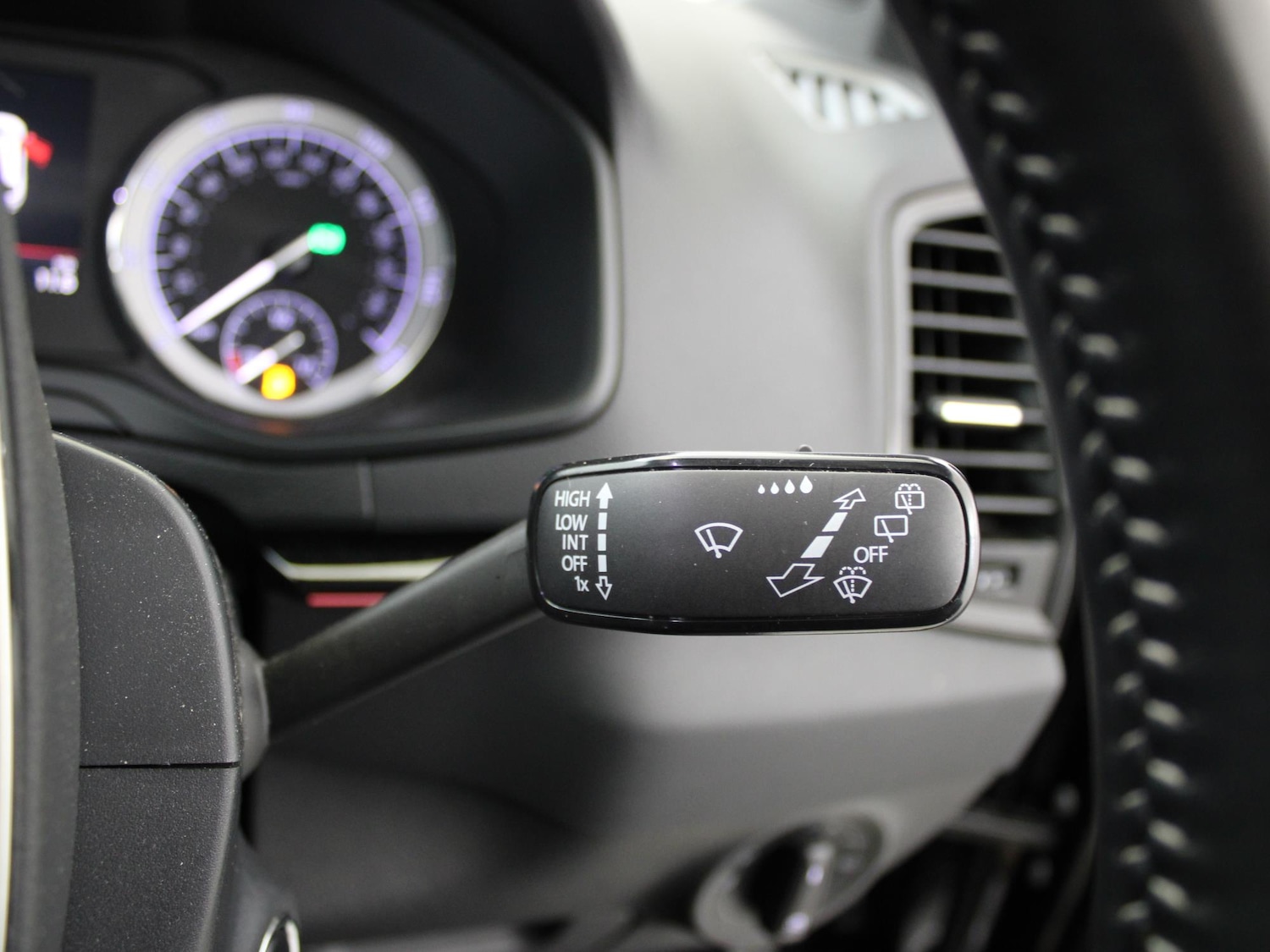 Used Skoda Karoq 2020 for sale - 77240077: Photo 39