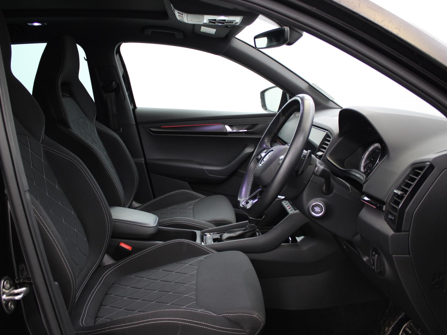 Used Skoda Karoq 2020 for sale - 77240077: Photo 9