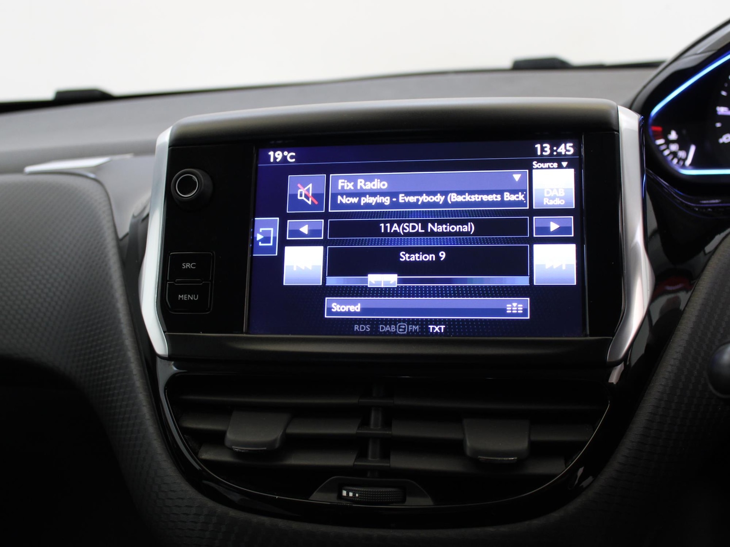 Used Peugeot 2008 2016 for sale - 77348470: Photo 18