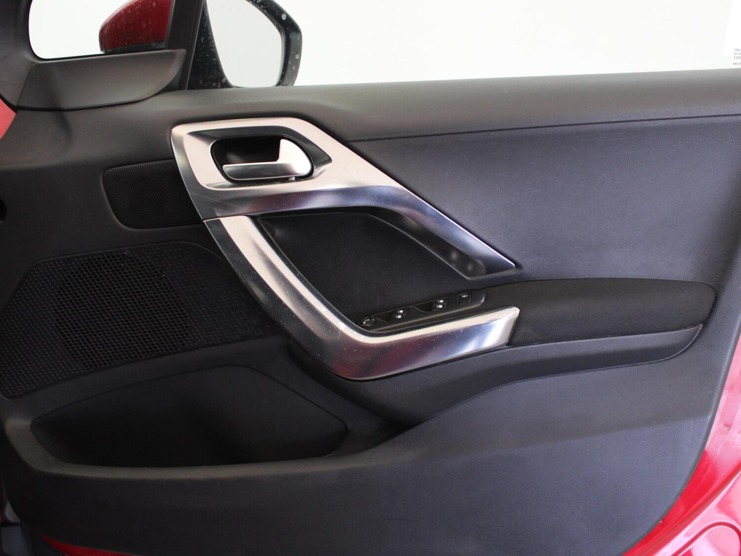 Used Peugeot 2008 2016 for sale - 77348470: Photo 26