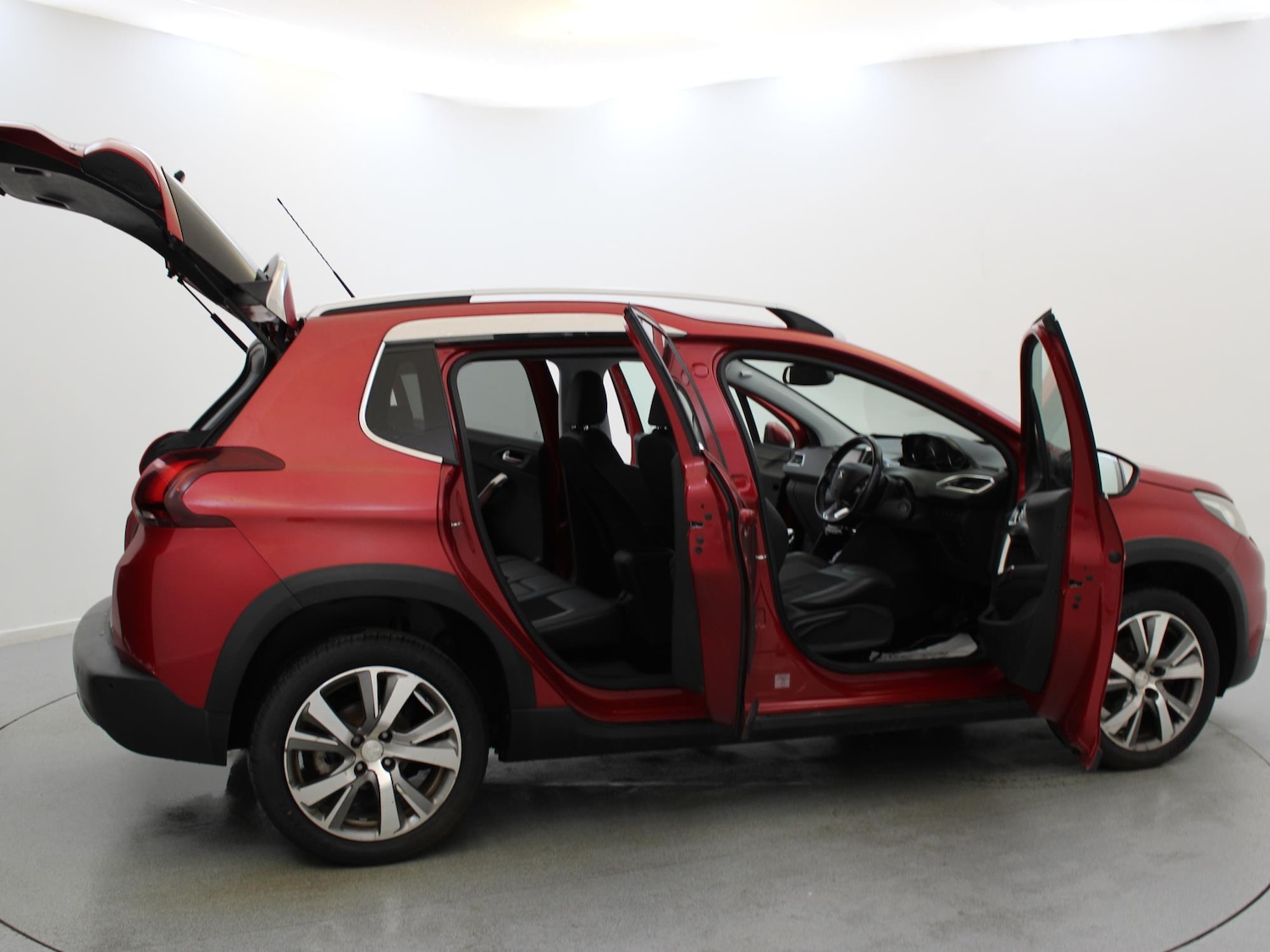 Used Peugeot 2008 2016 for sale - 77348470: Photo 29