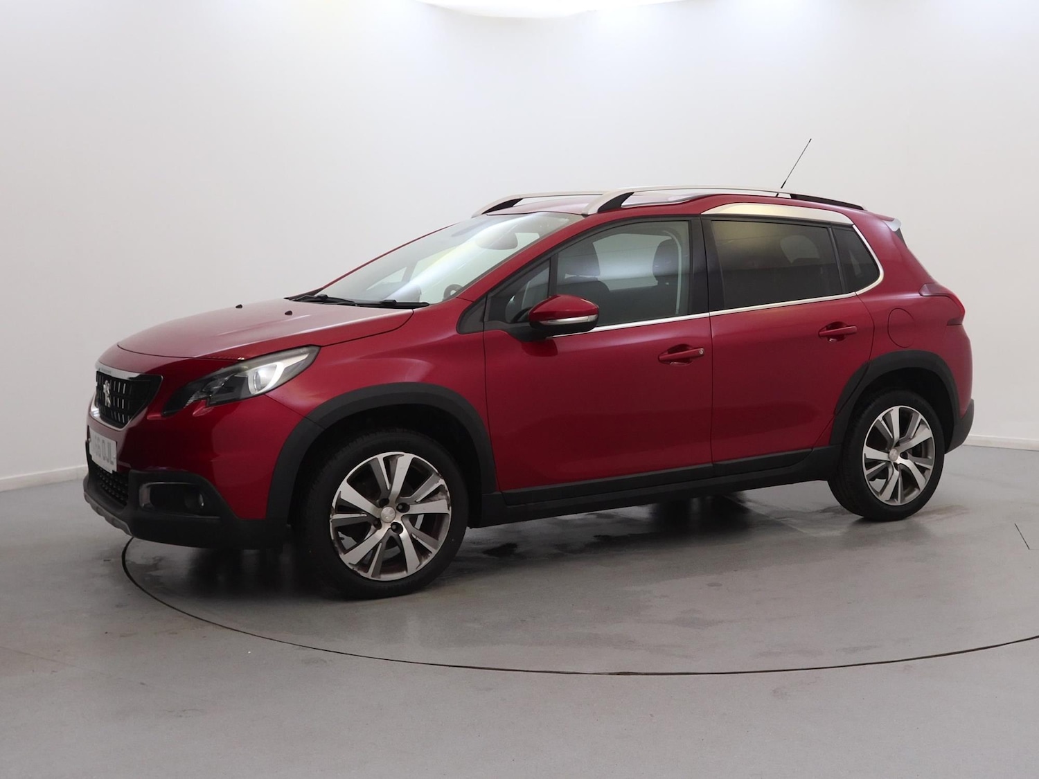 Used Peugeot 2008 2016 for sale - 77348470: Photo 3