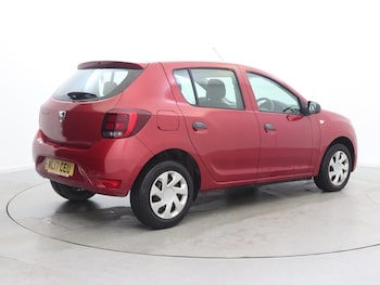 Used Dacia Sandero 2017 for sale - 77742138: Photo