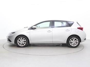 Used Toyota Auris 2018 for sale - 76442635: Photo
