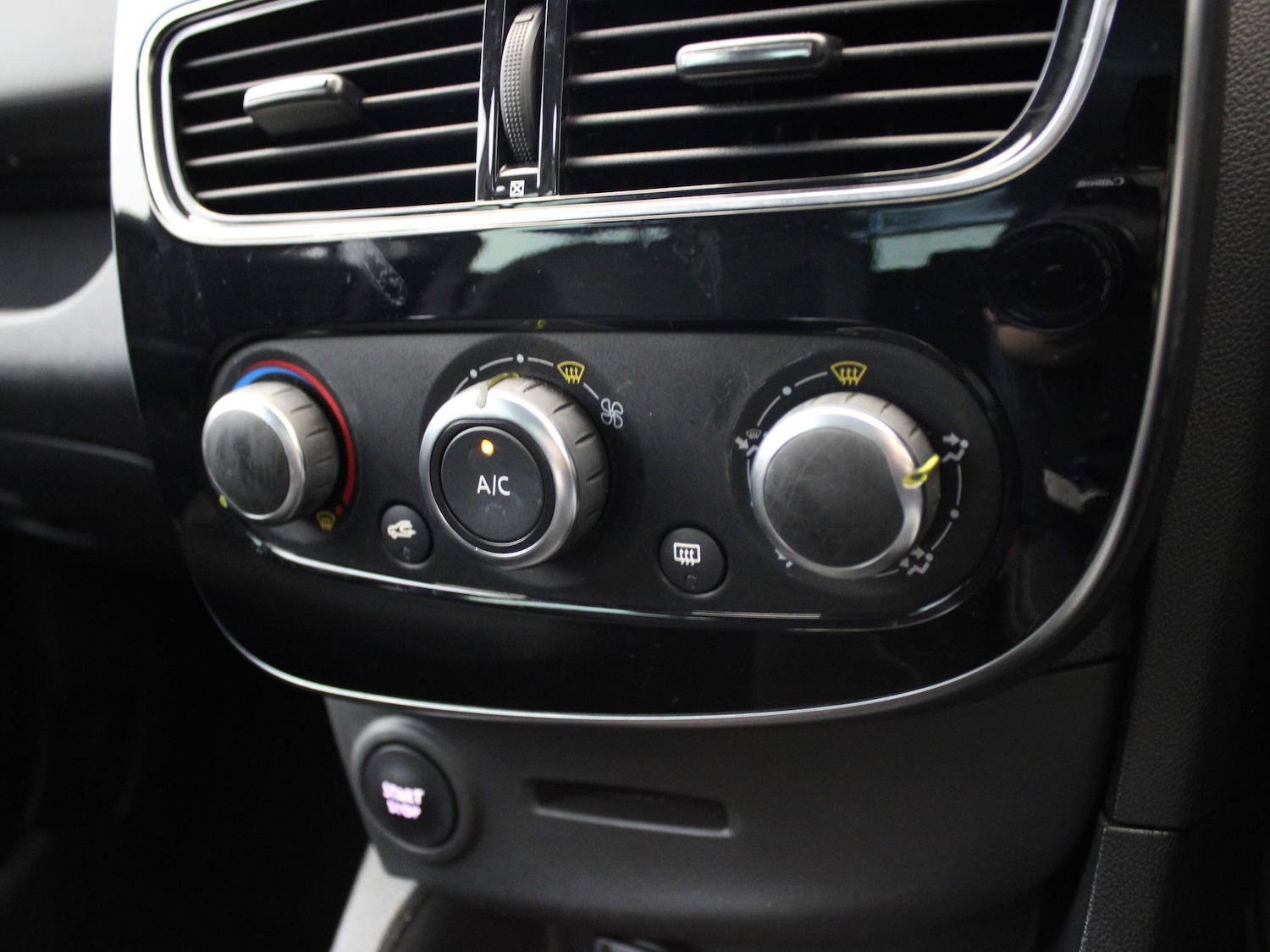 Used Renault Clio 2019 for sale - 77294479: Photo 21