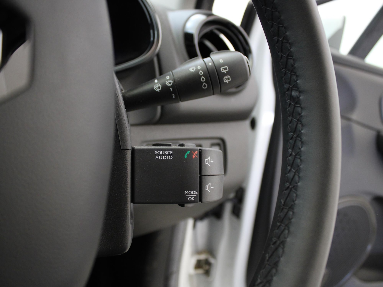 Used Renault Clio 2019 for sale - 77294479: Photo 30