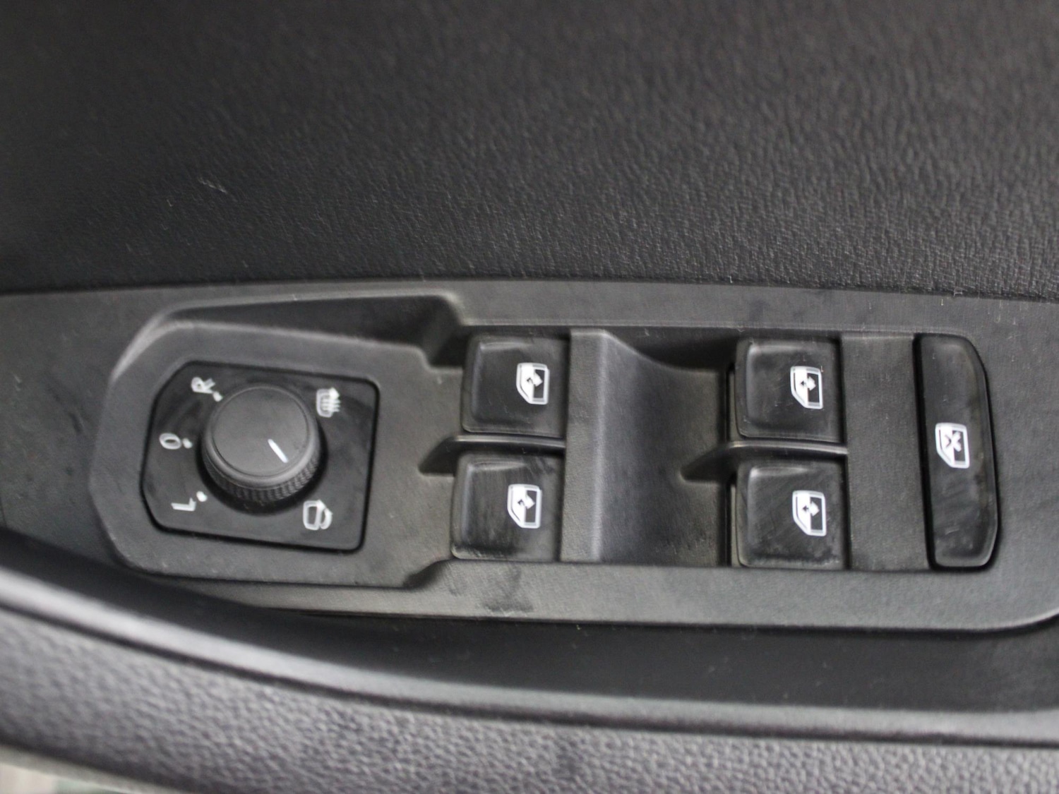 Used Skoda Karoq 2024 for sale - 77795768: Photo 27