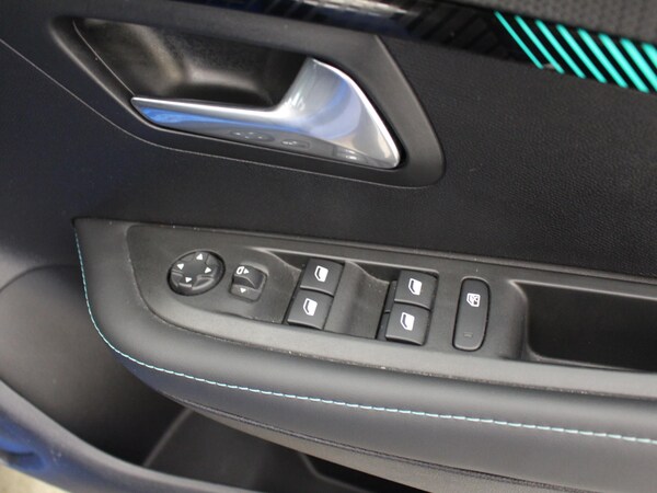 Used Peugeot 208 2022 for sale - 74730587: Photo 36