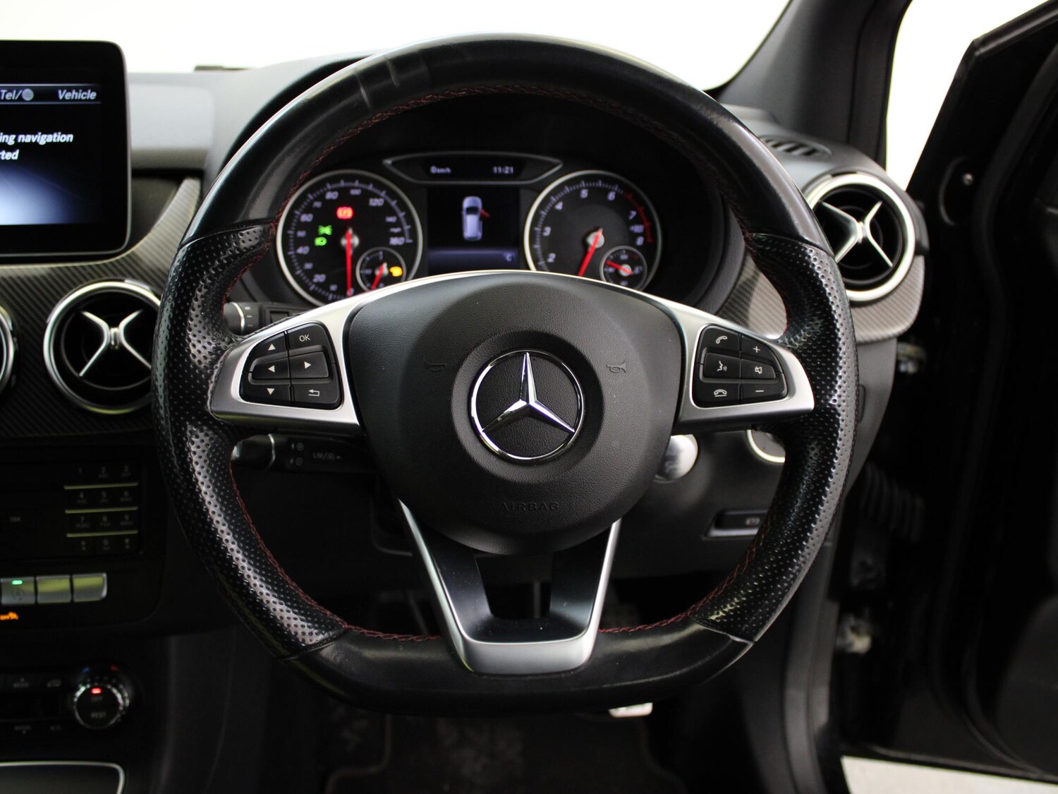 Used Mercedes-Benz B Class 2019 for sale - 77615735: Photo 30