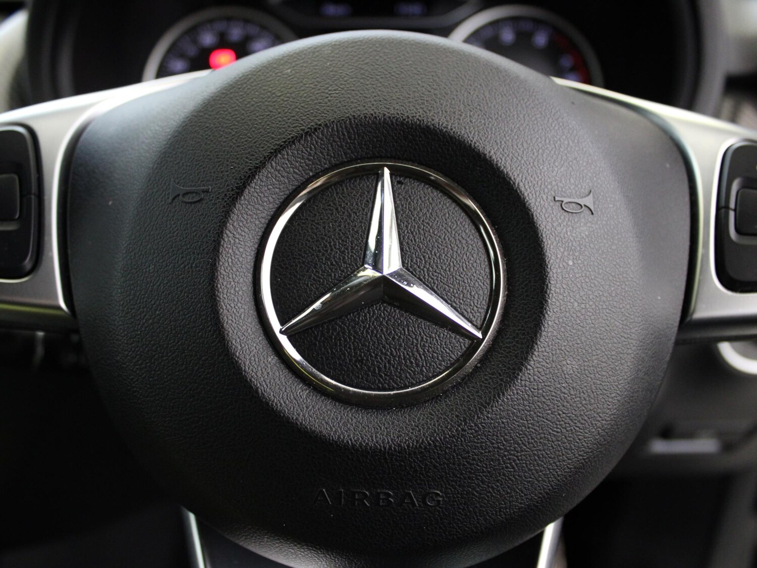 Used Mercedes-Benz B Class 2019 for sale - 77615735: Photo 31