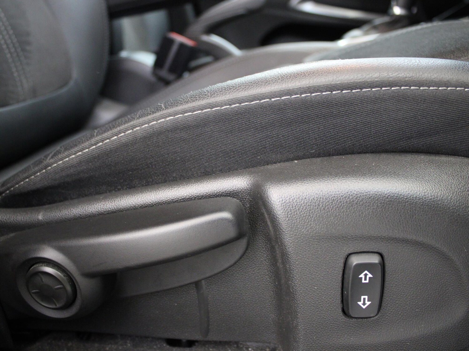 Used Vauxhall Crossland 2022 for sale - 76353236: Photo 10