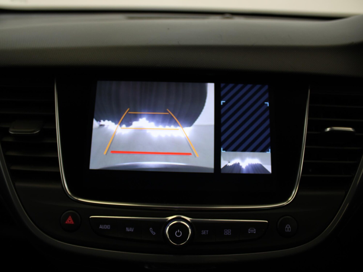 Used Vauxhall Crossland 2022 for sale - 76353236: Photo 18