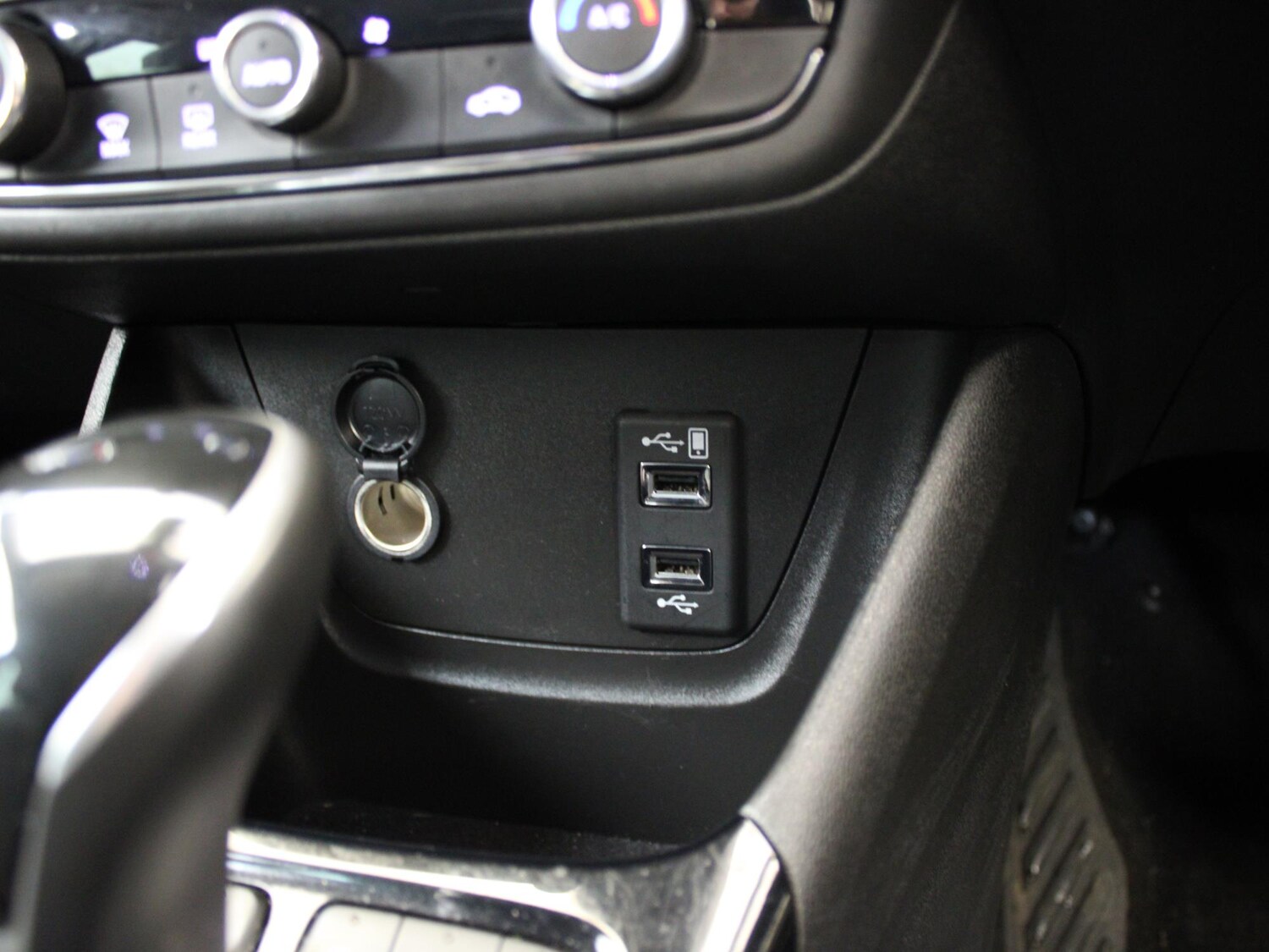 Used Vauxhall Crossland 2022 for sale - 76353236: Photo 25