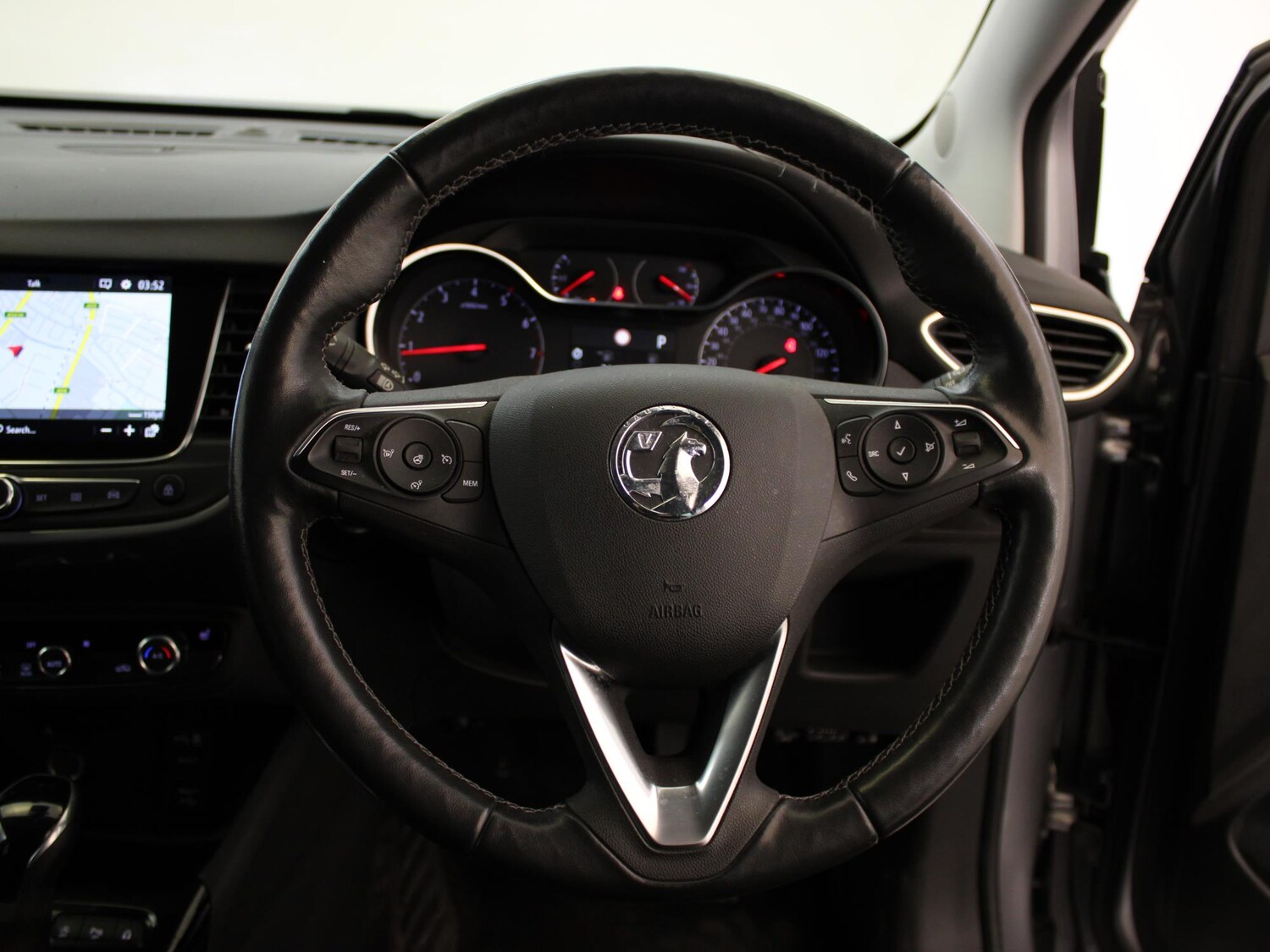 Used Vauxhall Crossland 2022 for sale - 76353236: Photo 27