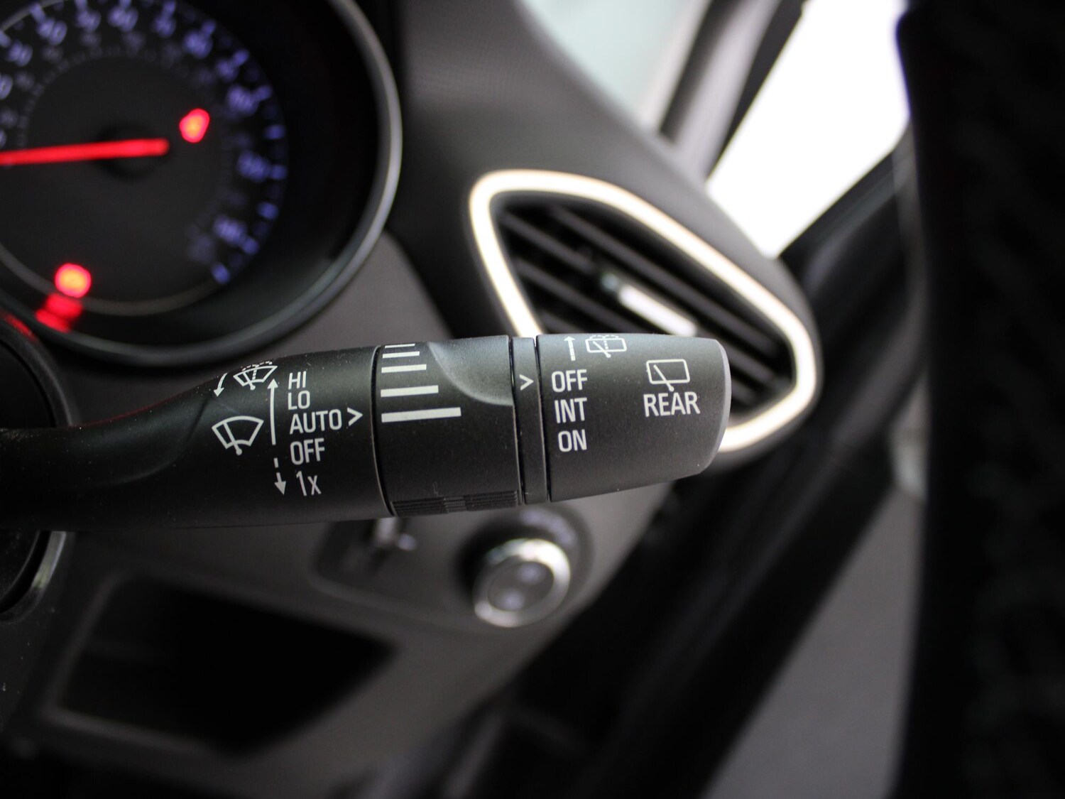 Used Vauxhall Crossland 2022 for sale - 76353236: Photo 29