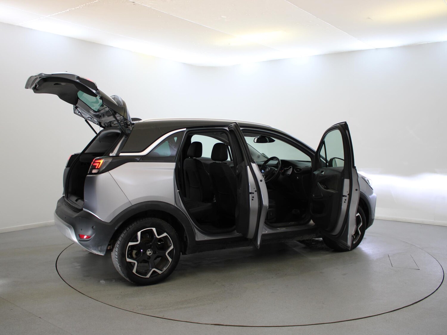 Used Vauxhall Crossland 2022 for sale - 76353236: Photo 34