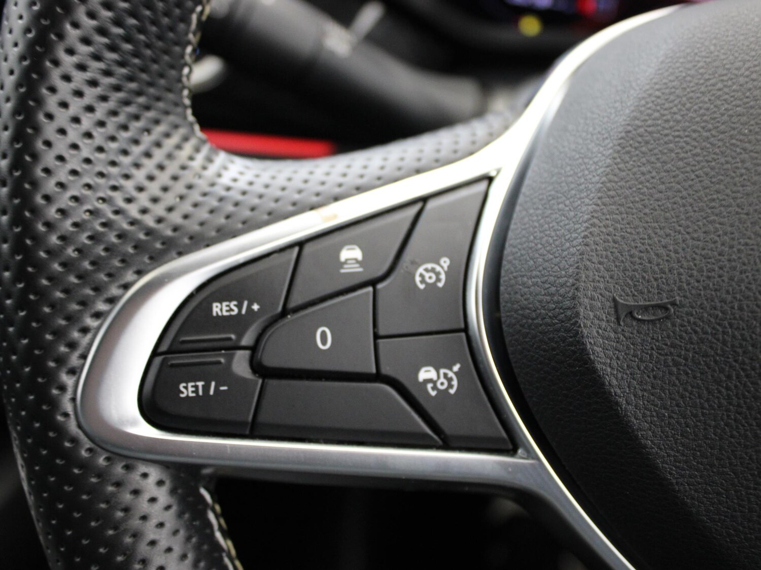 Used Renault Arkana 2023 for sale - 77943839: Photo 15