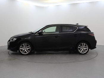 Used Lexus CT 2015 for sale - 76249521: Photo