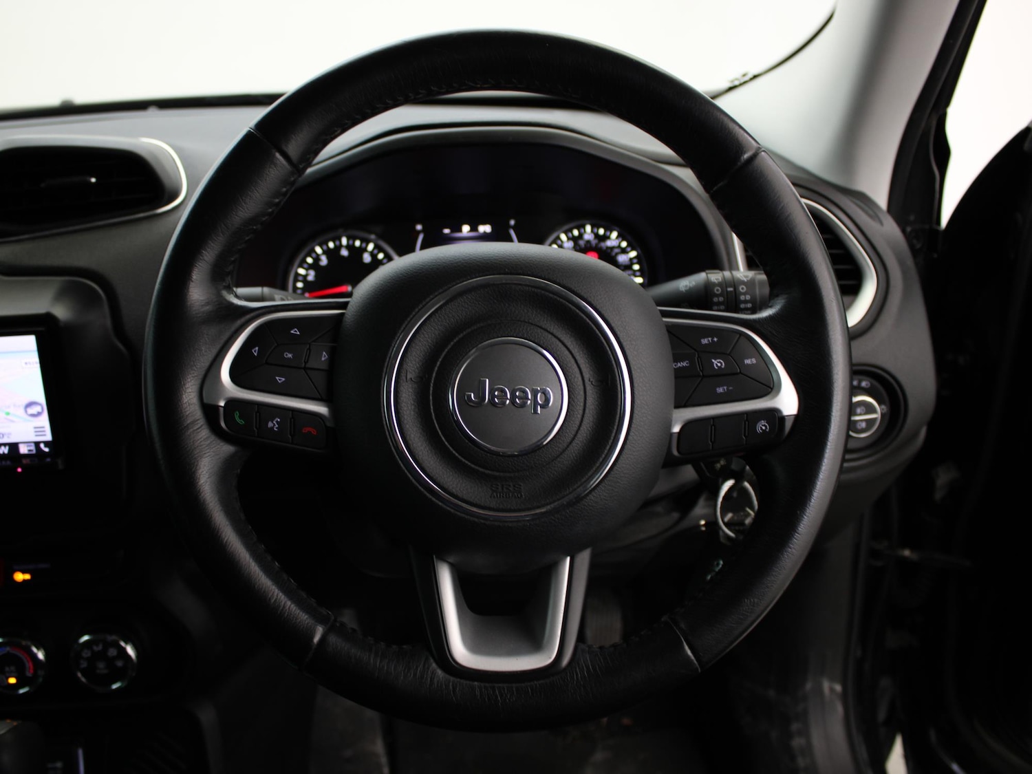 Used Jeep Renegade 2017 for sale - 77895890: Photo 25