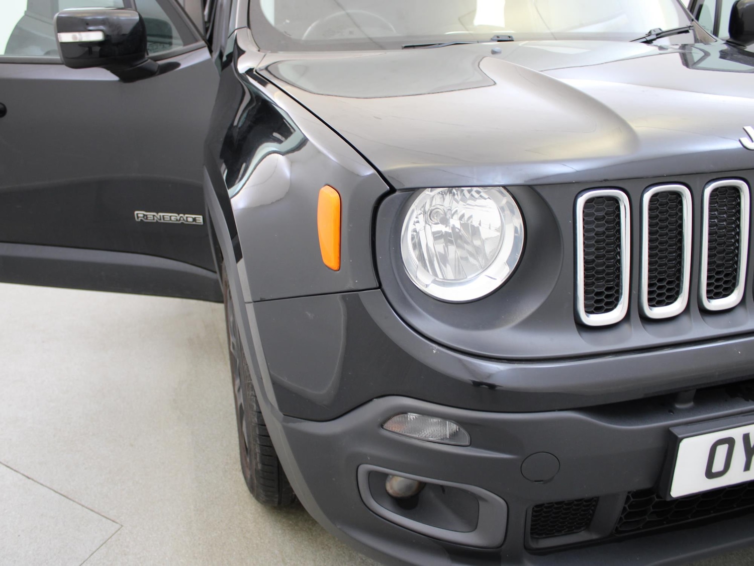 Used Jeep Renegade 2017 for sale - 77895890: Photo 34