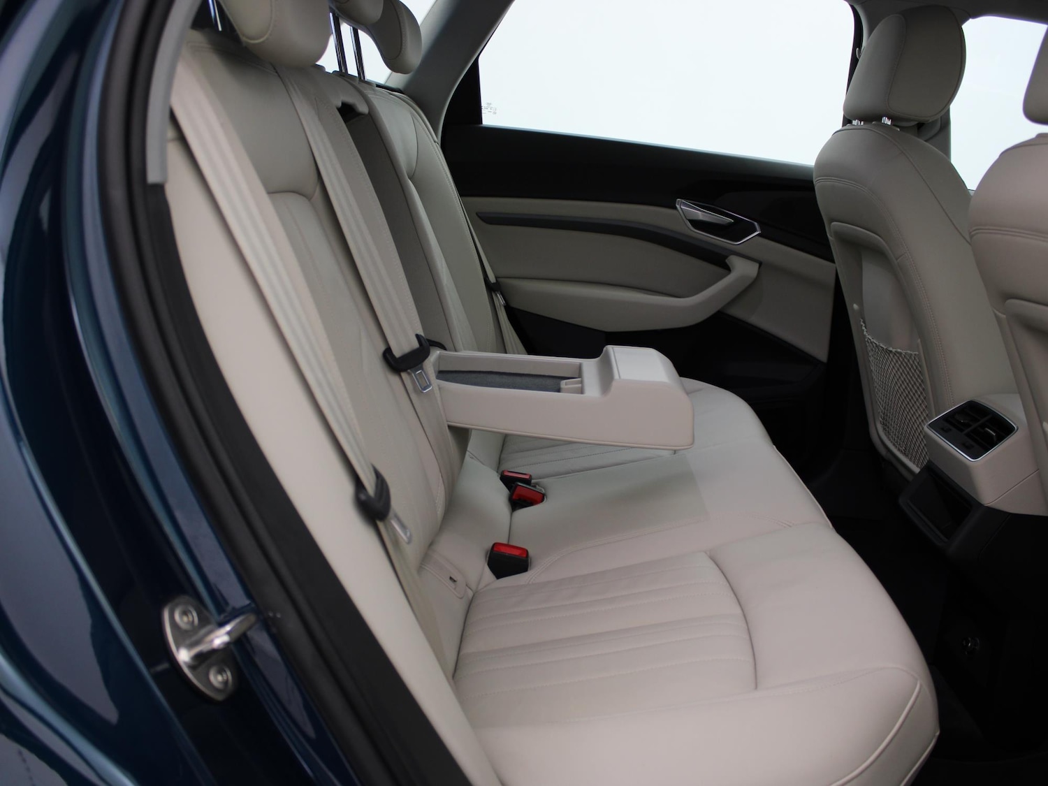 Used Audi e-tron 2019 for sale - 77398062: Photo 12