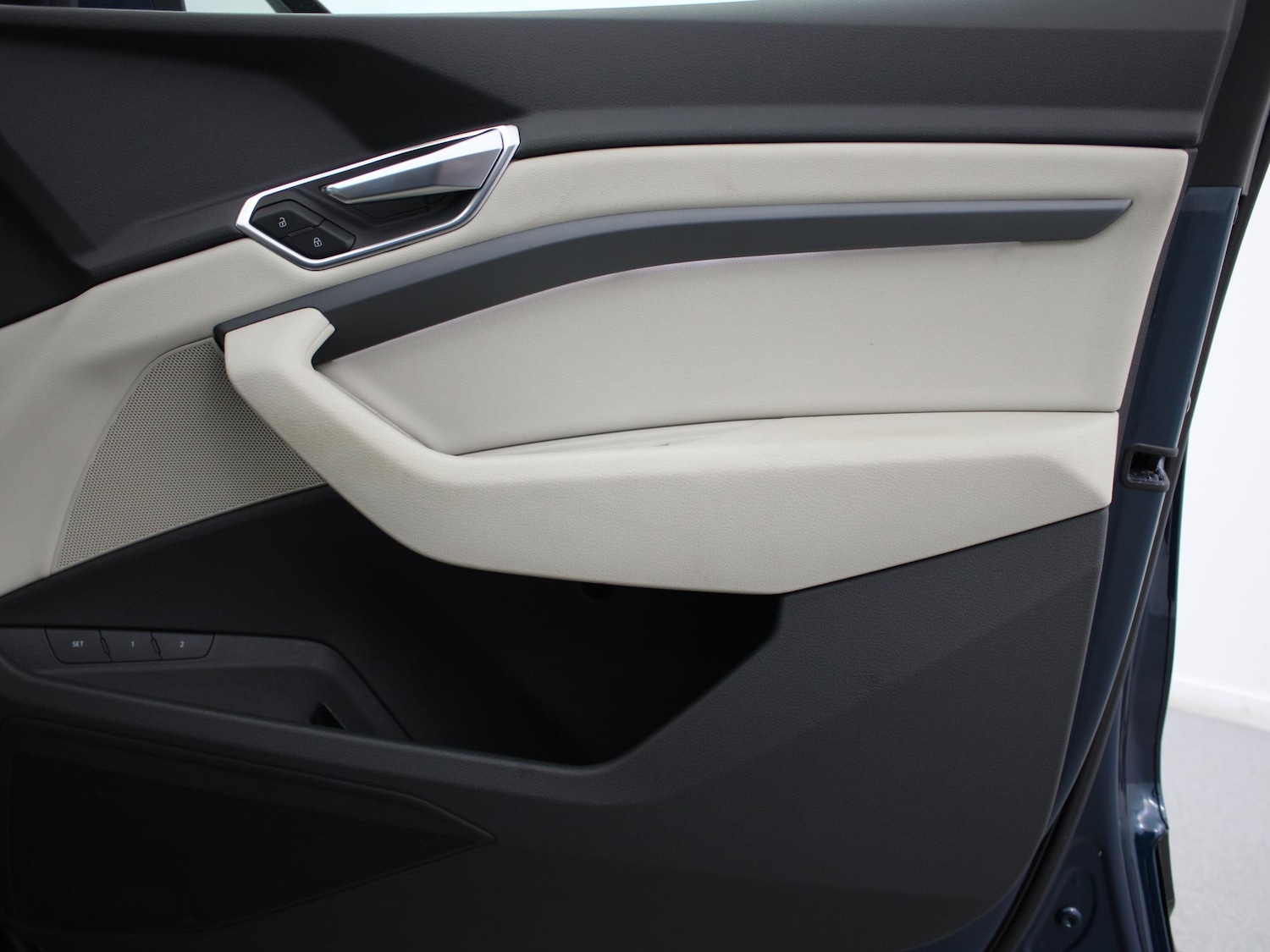 Used Audi e-tron 2019 for sale - 77398062: Photo 28