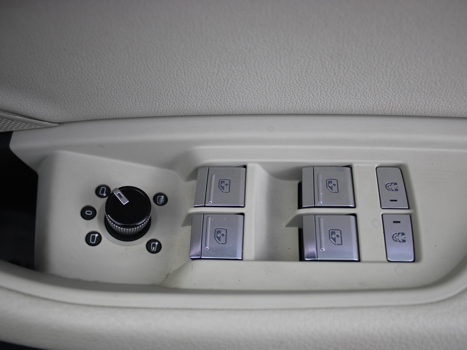 Used Audi e-tron 2019 for sale - 77398062: Photo 29